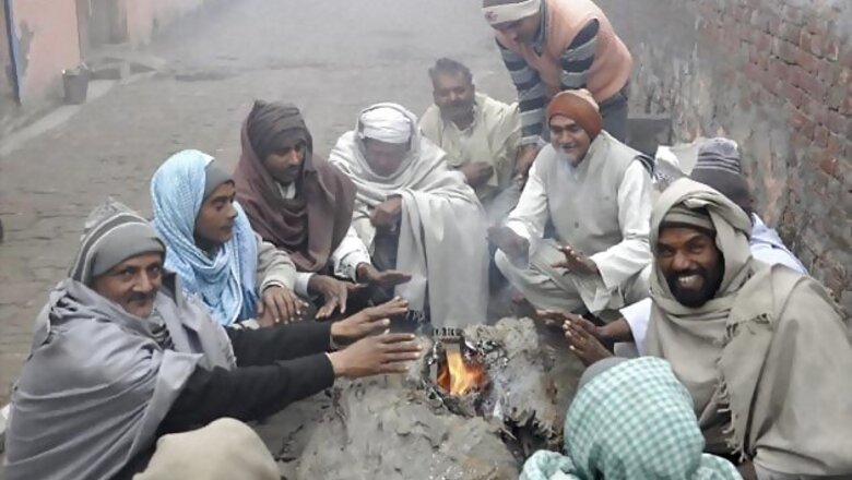 Delhi: New year brings relief from chilling cold, minimum temperature recorded 10.4 degree