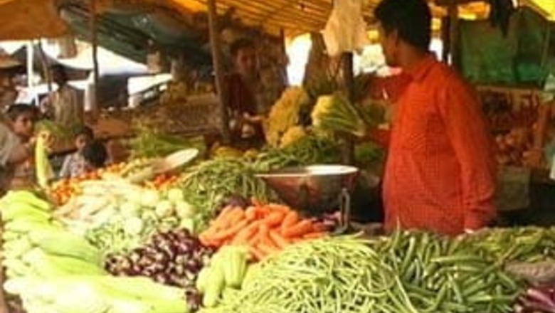 India's inflation rate falls further to 3.36 pc
