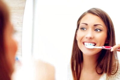 Festive And Healthy Smiles: Expert Tips for Enjoying Sweets While Protecting Your Teeth