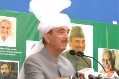 Day After Sporting Saffron Turban, 'Rebel' Congress Leader Ghulam Nabi Azad Praises PM Modi