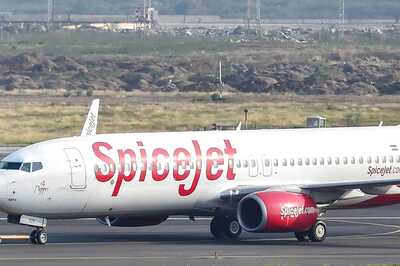 SpiceJet in Talks with Middle Eastern Carrier for 24% Stake Sale: Reports