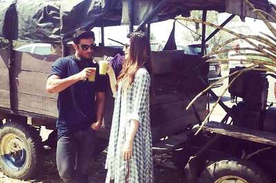 Sushant Singh Rajput Turns a Tour Guide For Kriti Sanon in Amritsar