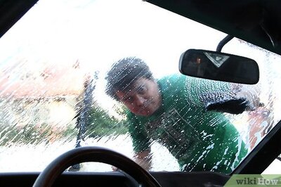 How to Apply Rain X Automobile Windshield Treatment