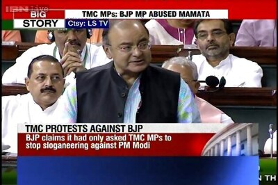 Live: FM Arun Jaitley tables Economic Survey in Parliament