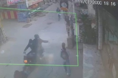 News18 Afternoon Digest: Acid Thrown On 17-Year-Old Schoolgirl in Delhi; India's China Lens After 1962 War & Other Top Stories