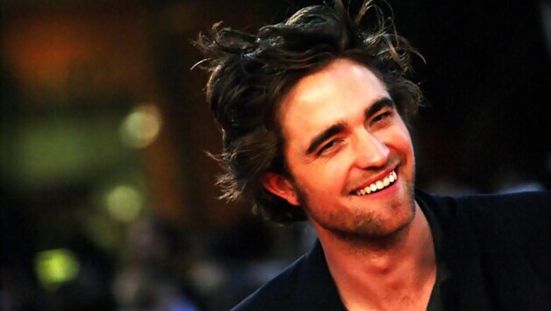 Robert Pattinson spotted partying