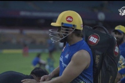 IPL 2023: Fan Touches MS Dhoni's Feet During a Training Session, Picture Goes Viral