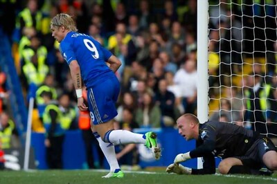 Chelsea extend lead with 4-1 win over Norwich