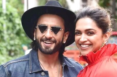 Deepika Padukone, Ranveer Singh Jet Off to Secret Destination to Celebrate 3rd Wedding Anniversary