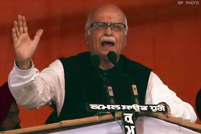 LK Advani's website hacked with pro-Pakistan's slogan