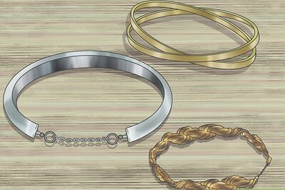 How to Wear a Lucky Charm Bracelet