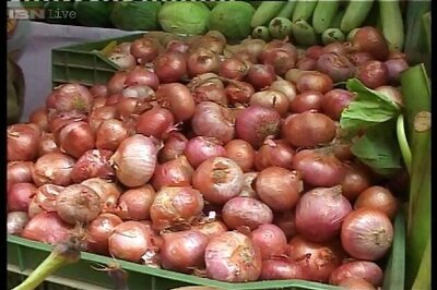 MP govt hoarding onions, wants to benefit from high price in elections: Congress
