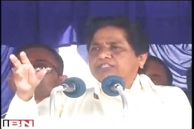 Muzaffarnagar riots panel report an eyewash: Mayawati