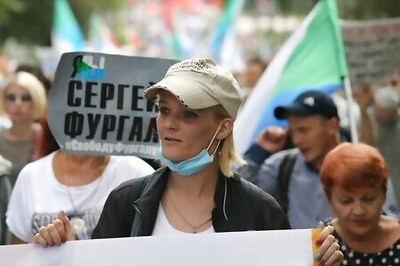 Russian city holds sixth anti-Kremlin protest over detained governor