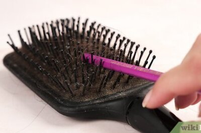 How to Clean a Paddle Brush