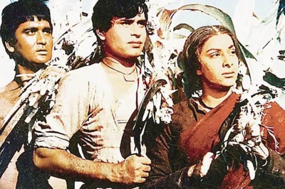 Opinion | A Tribute to ‘Mother India’: Revisiting New-Age Radhas