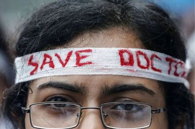 Is This How We Treat Our Covid-19 'Soldiers'? Medics Across India Battle Neglect, Harassment & Rape Threats