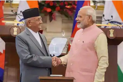 Nepal's KP Oli Calls Up PM Modi, Greets People of India on 74th Independence Day