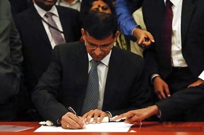 Raghuram Rajan takes over as RBI governor, raises hopes with his plan