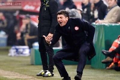 I'm staying at Inter Milan, says coach Walter Mazzarri