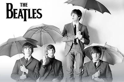 Unseen Photos Of The Beatles Fetch 253,200 Pounds At Auction