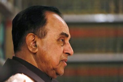 Shiv Sena Backs Swamy, Takes Dig at BJP Leadership