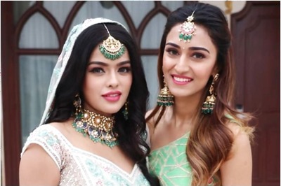 Kasautii Zindagii Kay's Sonyaa Ayodhya Marries Harsh Samorre, Erica Fernandes, Harsh Rajput in Attendance