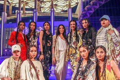 Anamika Khanna Brings Her AK-OK Vibe to the Opening Show of FDCI X Lakme Fashion Week
