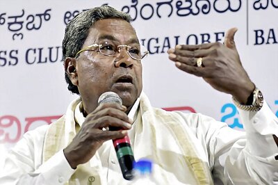 Karnataka Election: Siddaramaiah Dismisses Exit Polls as 'Entertainment', Tells Cong Workers to Relax