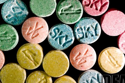 Breaking Bad: Japan Professor 'Made Students Produce Ecstasy'