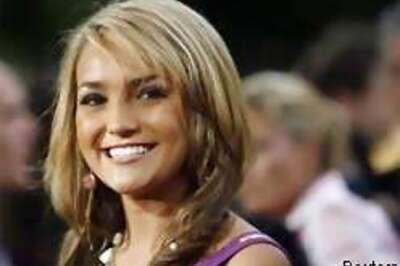 Britney blames mom for teen sister's pregnancy