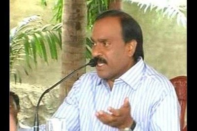 Mining scam: CBI officials visit Reddy's residence