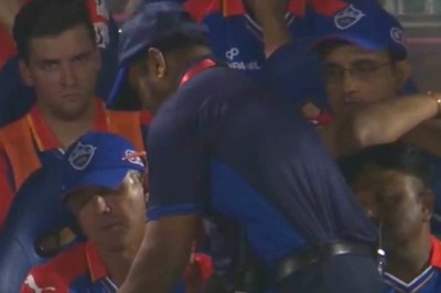 WATCH: Ricky Ponting, Sourav Ganguly Engage in Heated Argument With Umpire as DC Embark on Chase Against RR