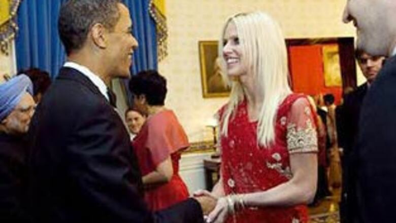 'Third crasher' says was invited to Obama dinner