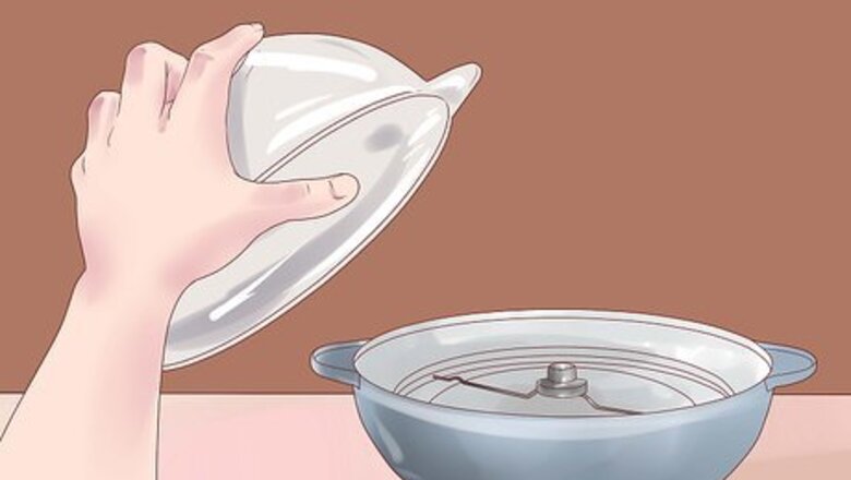How to Use a Popcorn Maker