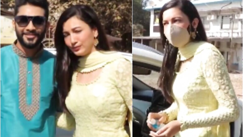 Gauahar Khan Steps Out with Hubby Zaid Darbar, Offers Hand Sanitizers