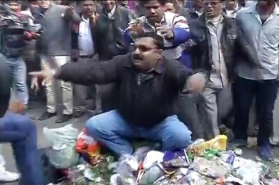 Sanitation workers protest outside Sisodia's residence, demand immediate release of funds