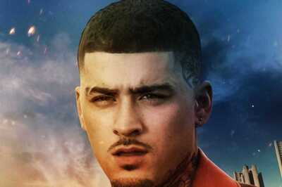 Zayn Malik Trolled For Poster of Comeback Song, Desis Say 'Fire The Editor'