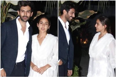Sara Ali Khan, Kartik Aaryan Spotted By Paparazzi Gazing Into Each Other's Eyes