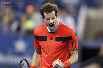 Murray moves into US Open quarters, Berdych knocked out