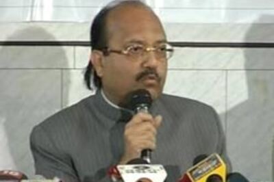 Amar accuses Maya of kidnapping SP MPs