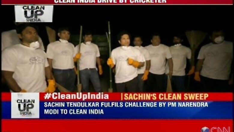 With broom in hand, Sachin Tendulkar joins PM Modi's 'Swachh Bharat' campaign