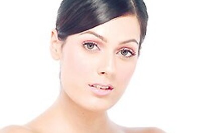 First Look: New face of Lakme, Amrit Maghera