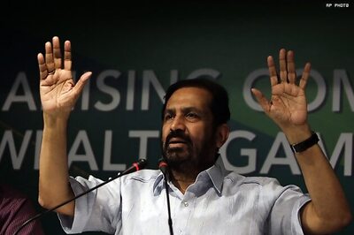 Kalmadi won't skip Olympics, wants Maken to quit