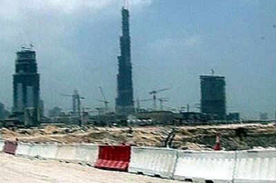 Dubai tennis event fined for barring player