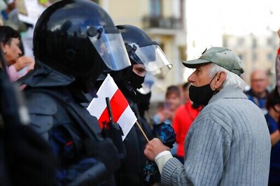 EU To Blacklist Up To 20 Belarus Officials To Press Leader