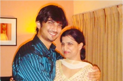 Sushant Singh Rajput's Sister Meetu Says She 'Still Can’t Say Goodbye' to Him, Shares Throwback Pic