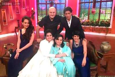 Snapshot: The cast of 'Dilwale Dulhania Le Jayenge' reunite on the sets of 'Comedy Nights With Kapil'
