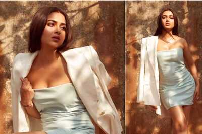 Tejasswi Prakash Looks Sexy In Off Shoulder Outfit; Check Her Hottest Photoshoot Ever