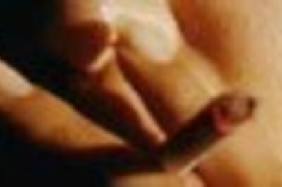 Man puts out cigarette with fire extinguisher